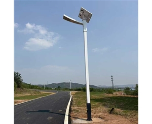 西藏太阳能一体化路灯厂家